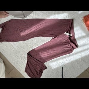 XS Kate Quinn mom bottoms